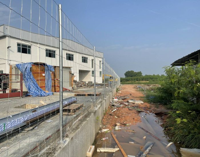 ล้อมโรงงาน 4 ล้อมโรงงาน 4